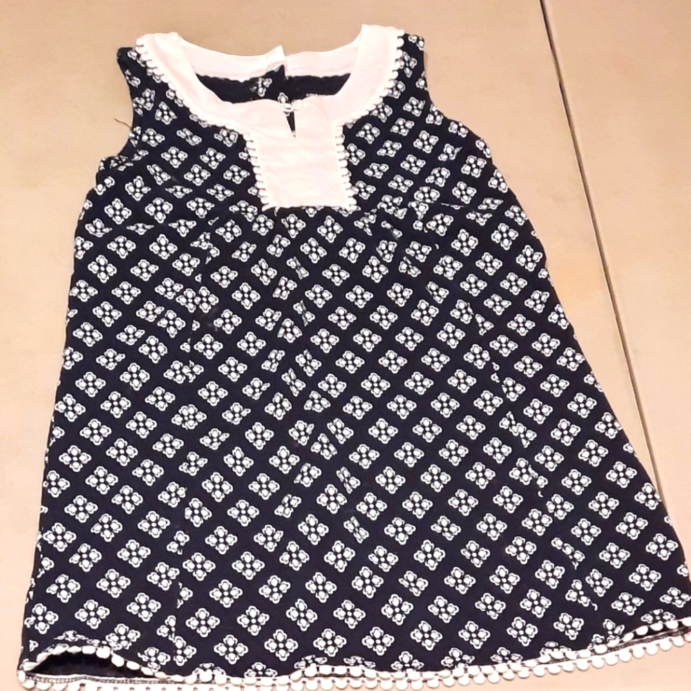 Girls dresses sz 6